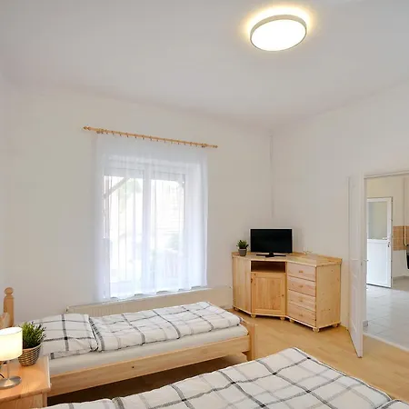 Fonix Panzio Bed & Breakfast