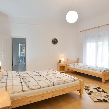 Fonix Panzio Bed & Breakfast